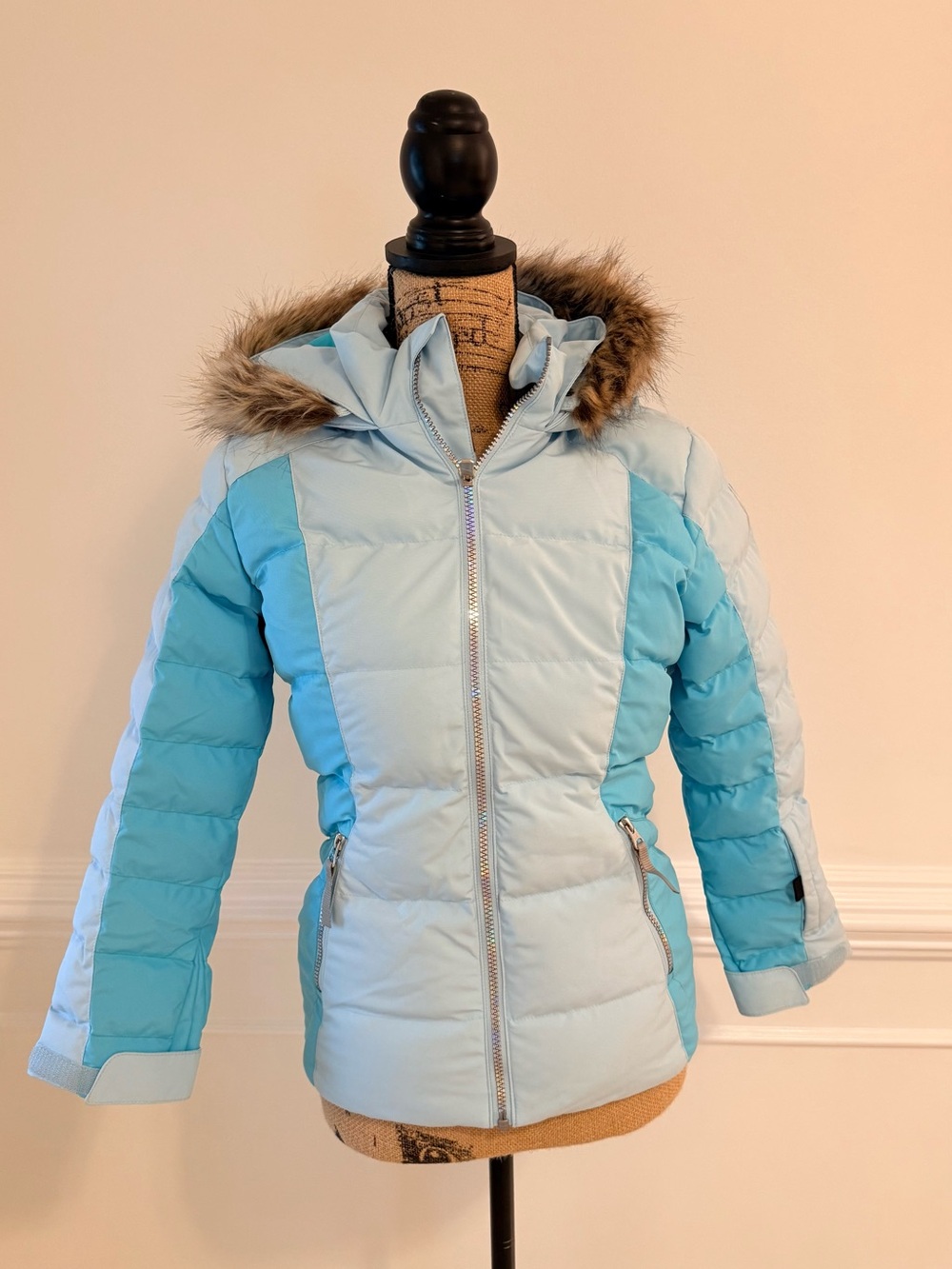 Spyder Girls' Two-Tone Light Blue Puffer Jacket with Faux Fur Trimmed Hood
